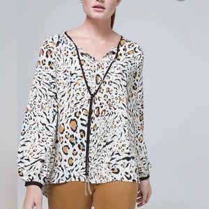 White House Black Market Top